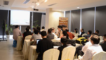 中韩专家联合演绎种植牙教学课